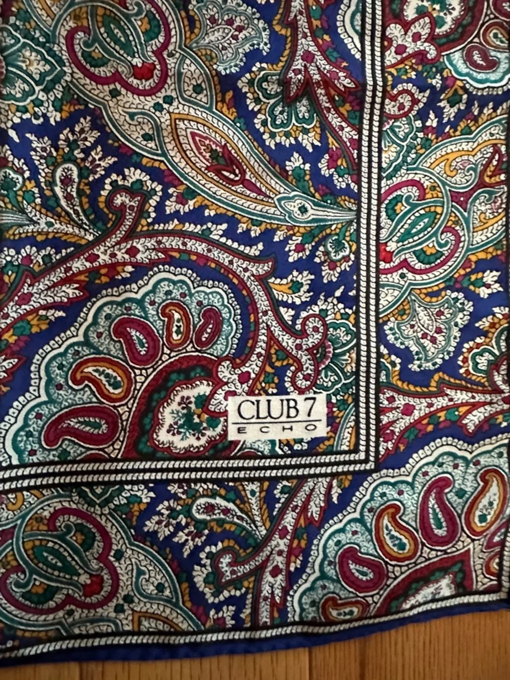 VINTAGE SILK CLUB 7 ECHO PAISLY SCARF SQUARE 29